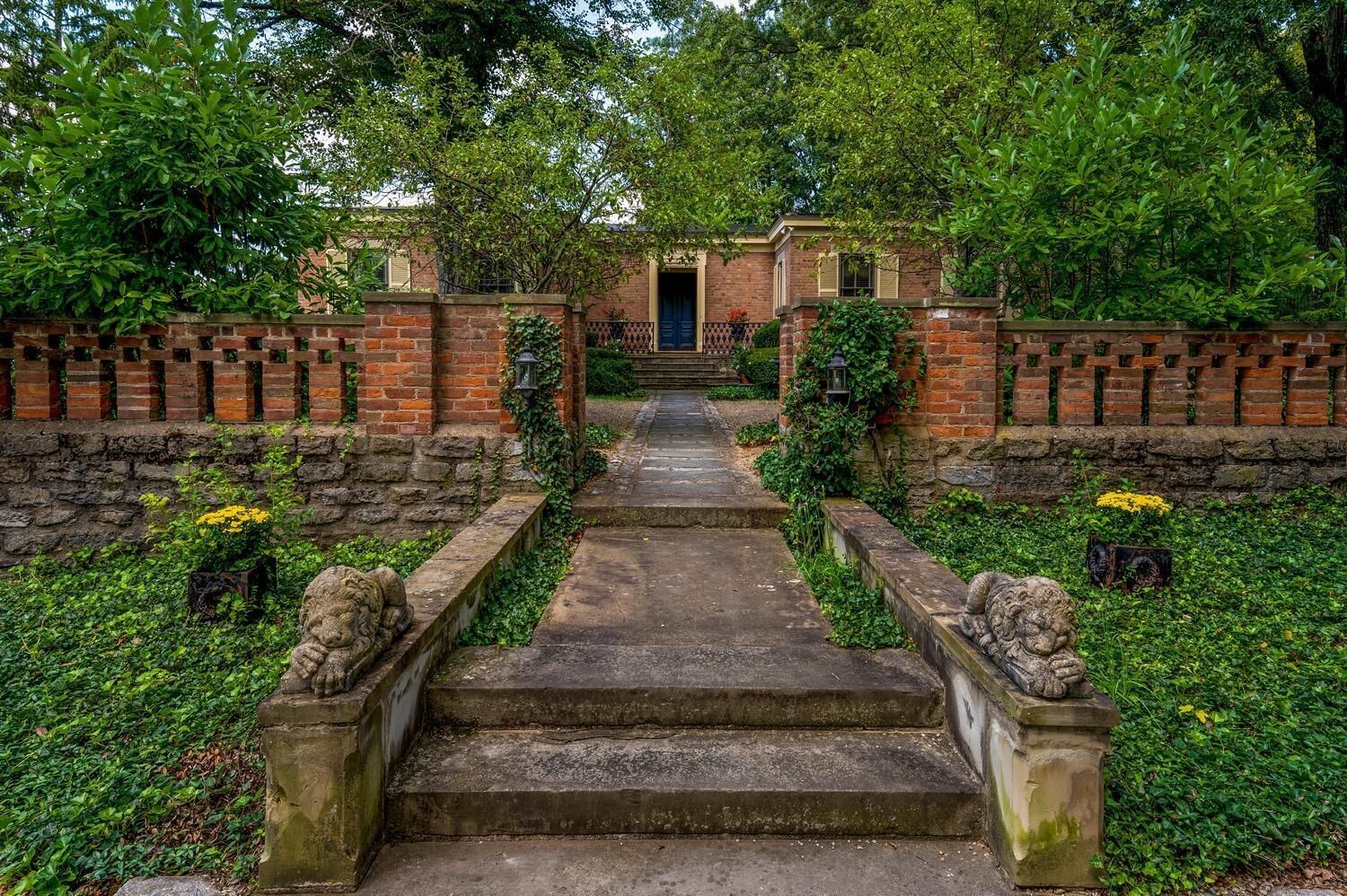 Property Photo:  2563 Little Dry Run Rd  OH 45244 