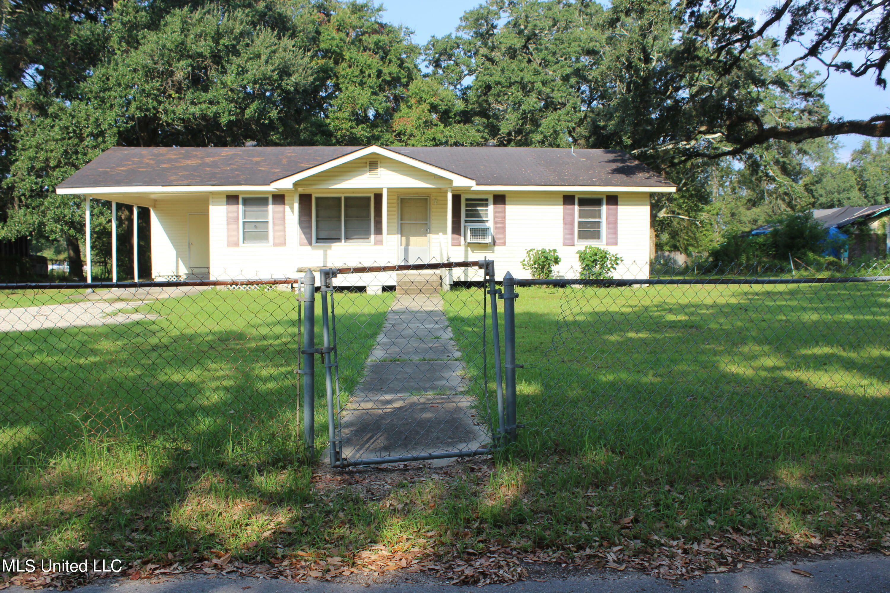 Property Photo: 4707 Second Street MS 39563