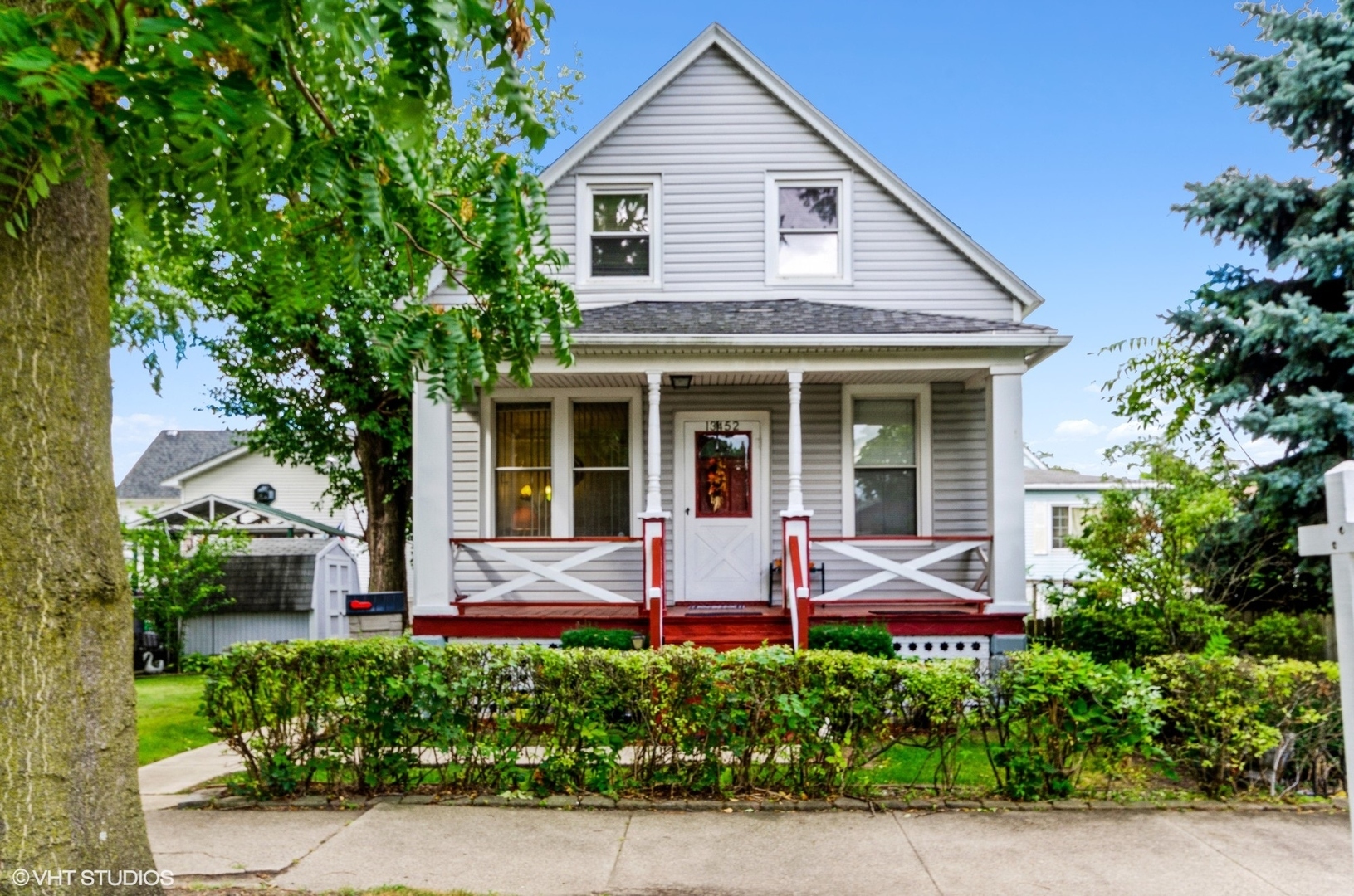 Property Photo: 13452 S Avenue N IL 60633