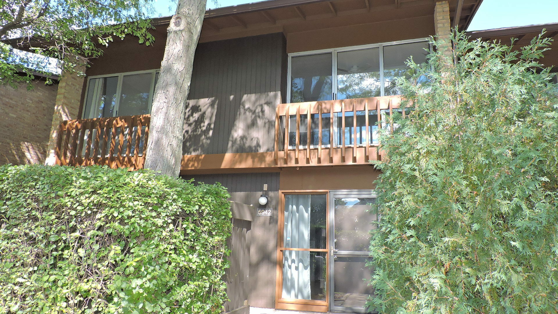 Property Photo:  5942 Greenview Road  IL 60532 