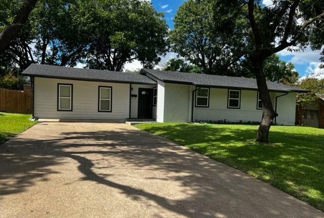 Property Photo: 2013 Canterbury Street TX 75062