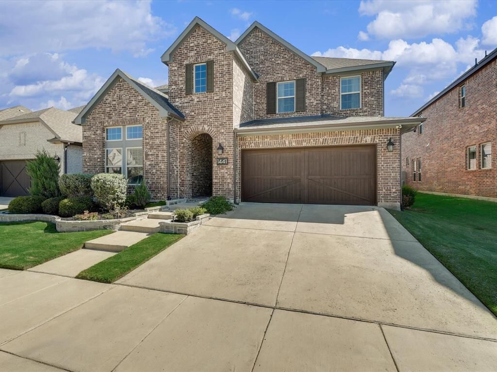 Property Photo:  1441 11th Street  TX 76226 