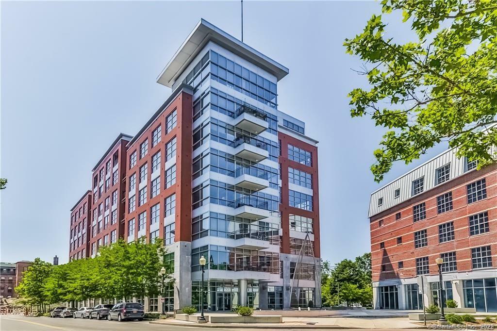 Property Photo: 33 North Water Street 503 CT 06854