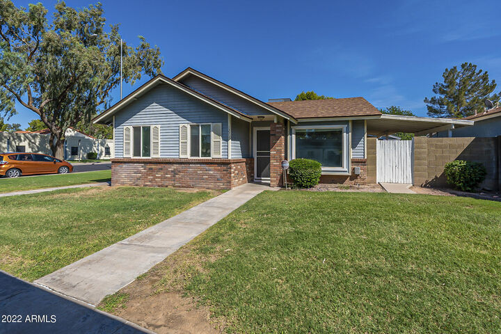 Property Photo: 5135 E Evergreen Street 1271 AZ 85205