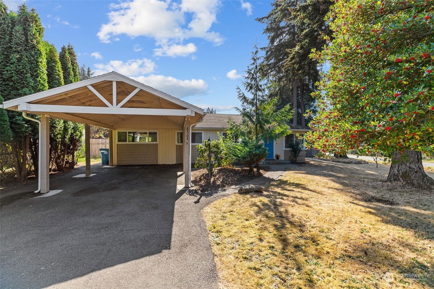 Property Photo:  8504 198th Street SW  WA 98026 