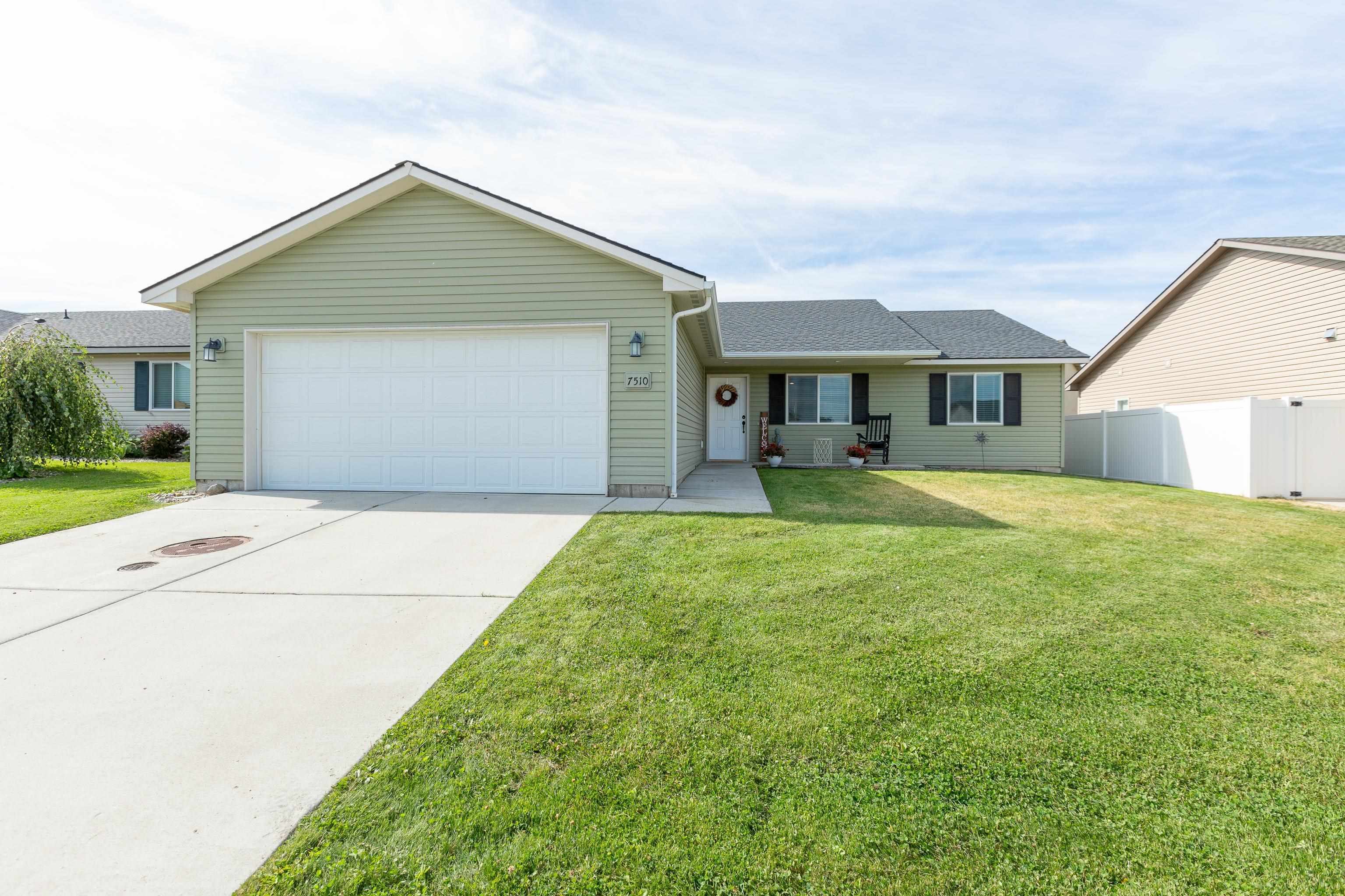 Property Photo: 7510 S Dana St WA 99004