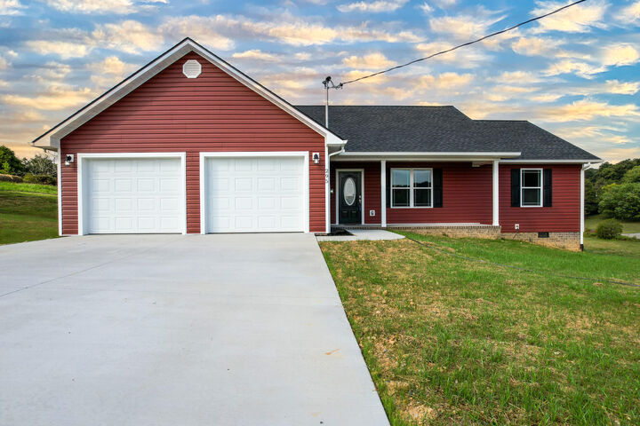 295 North Massengill Road  Greeneville TN 37743 photo