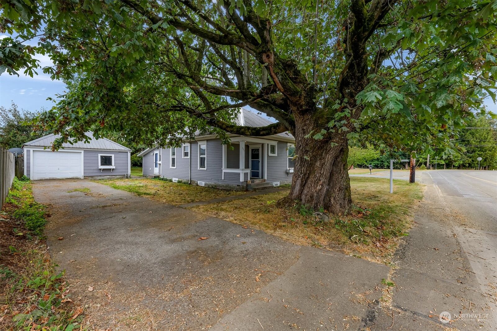MLS#2000740: 407 W Main Street, Everson, WA 98247