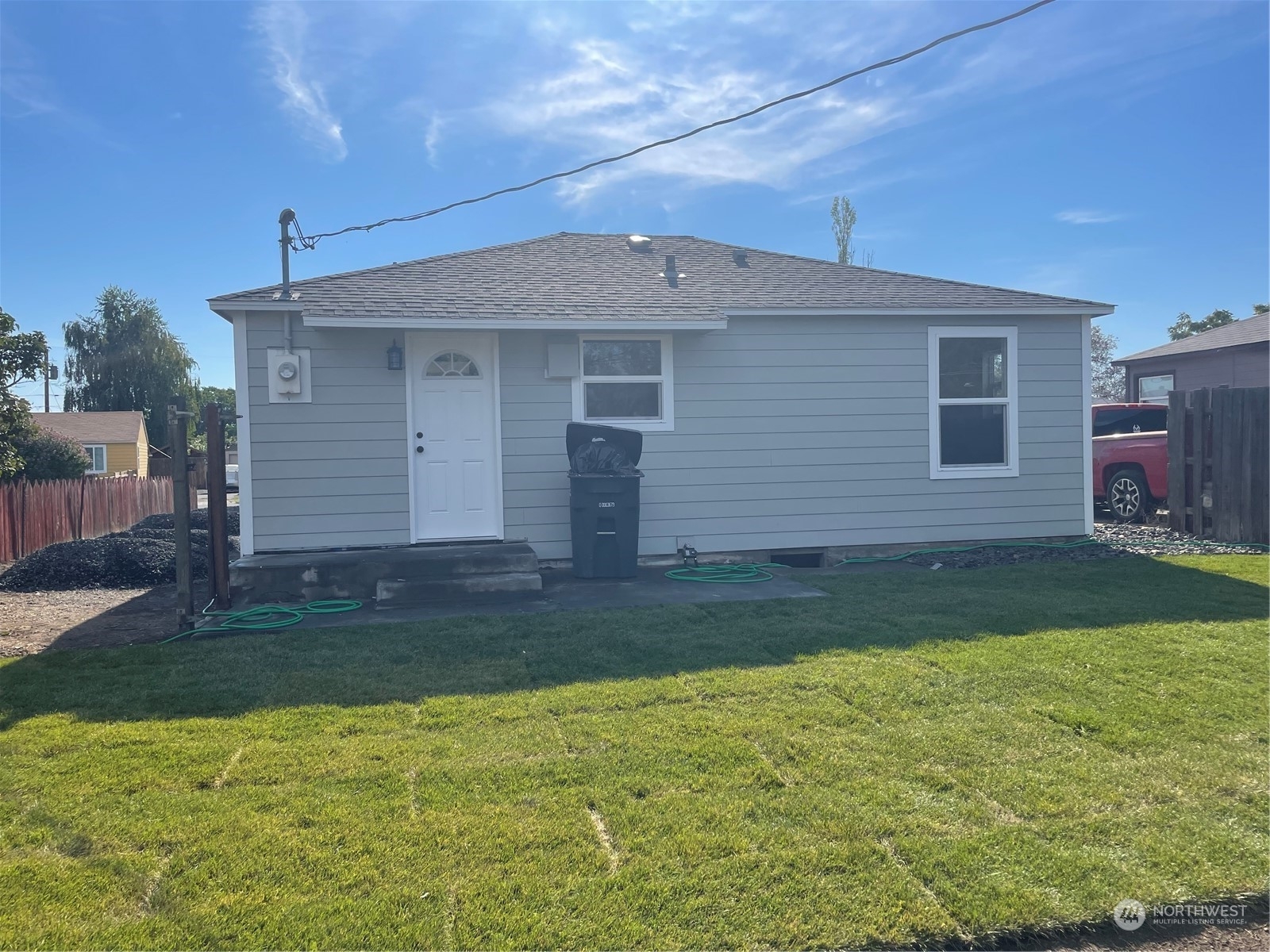 Property Photo: 406 N Mattson Avenue WA 98837