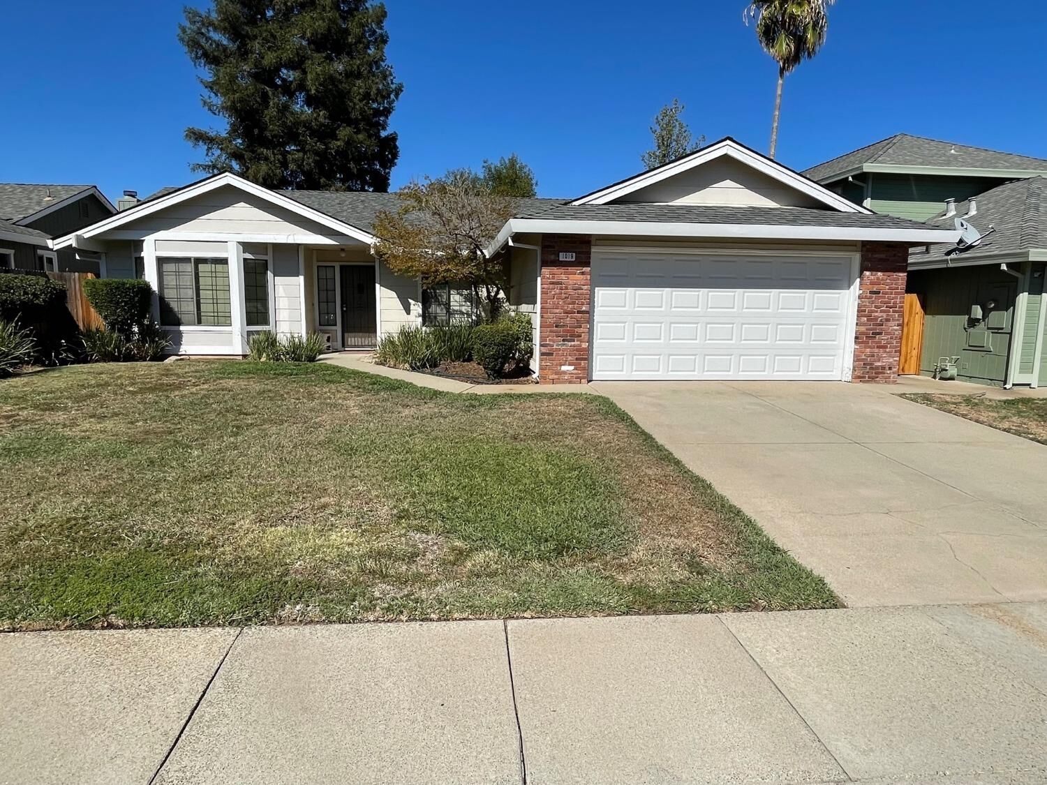 Property Photo:  1019 Betsy Ross Drive  CA 95747 