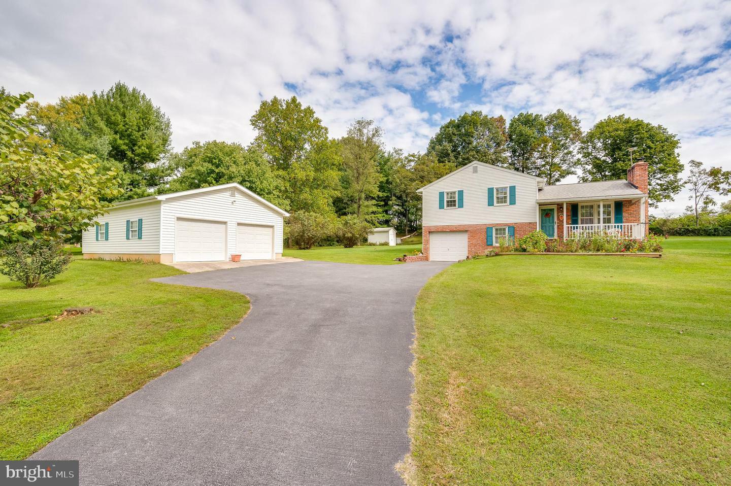 Property Photo:  216 Manor Drive  WV 25403 