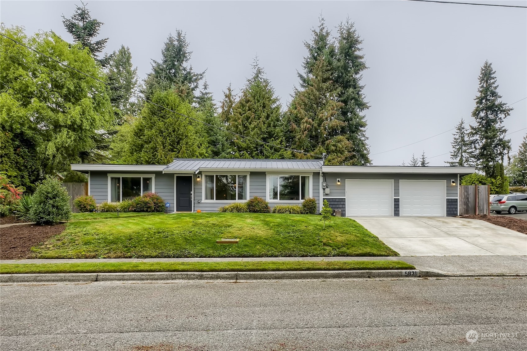 5831 207th Place SW  Lynnwood WA 98036 photo