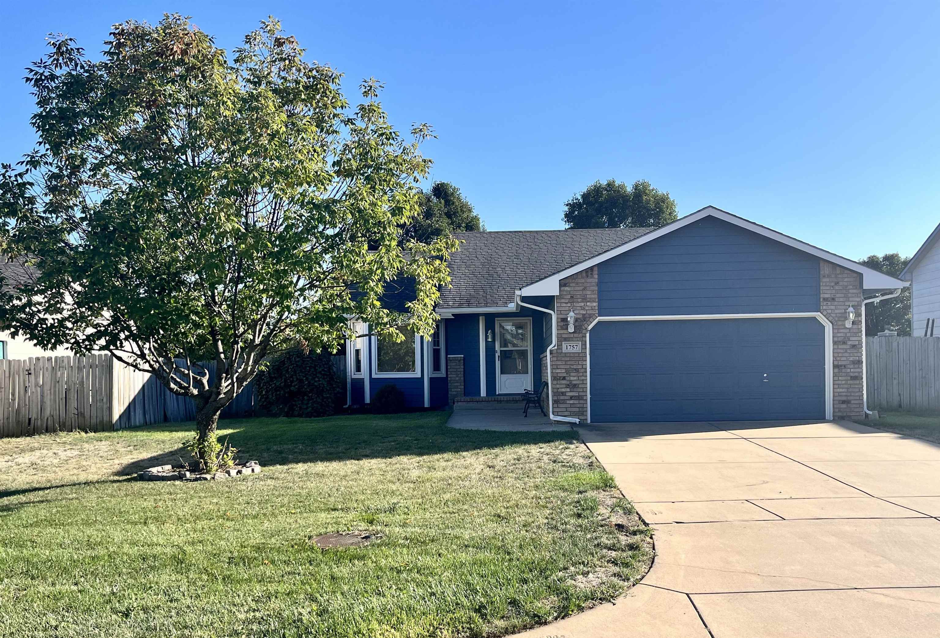 Property Photo:  1757 N Myers Cir  KS 67110 