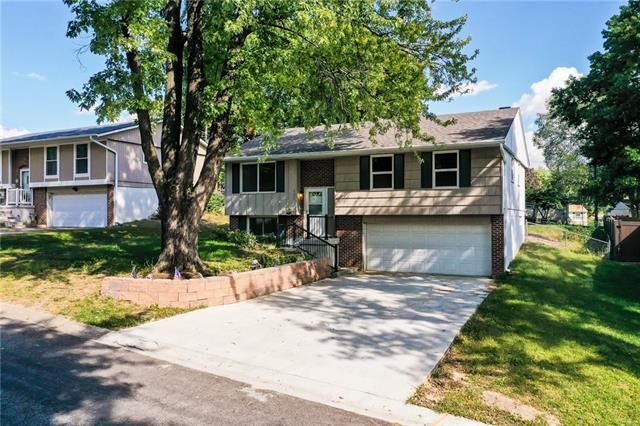 Property Photo:  2209 Park Avenue  MO 64503 