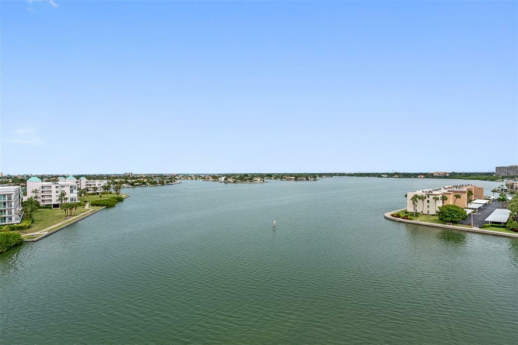 Property Photo:  7963 Sailboat Key Boulevard S 702  FL 33707 