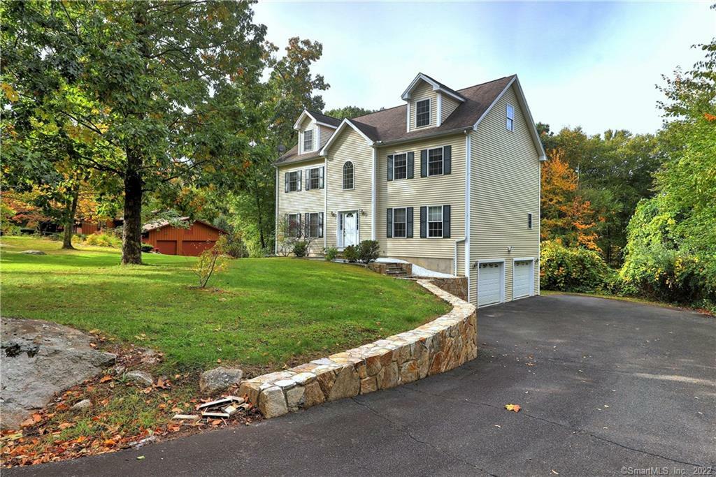 Property Photo: 1095 Warner Hill Road CT 06614