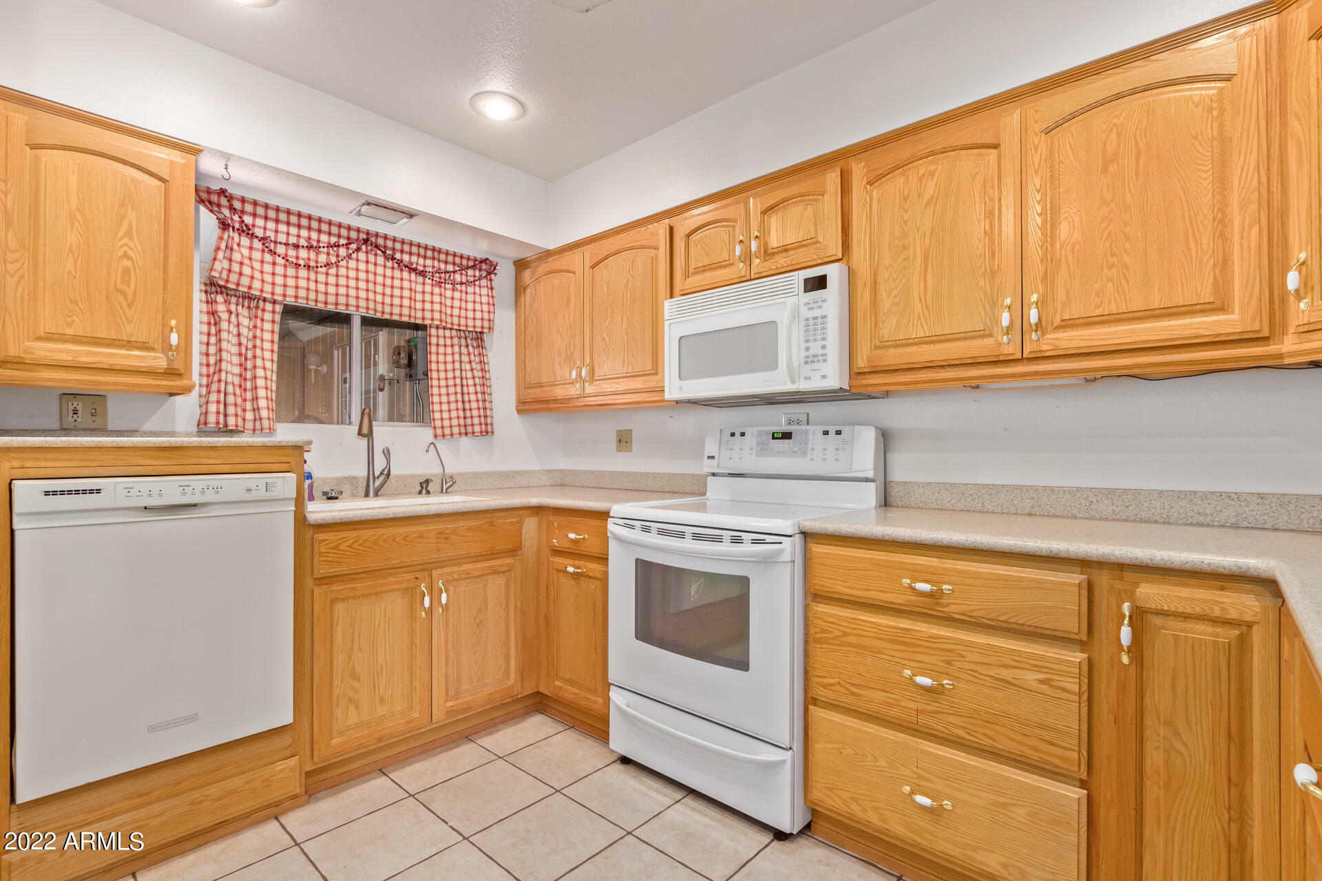 Property Photo: 9952 W Clair Drive AZ 85351