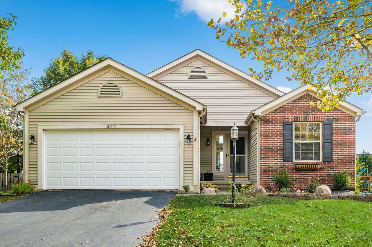 Property Photo: 422 Sycamore Creek Street OH 43147
