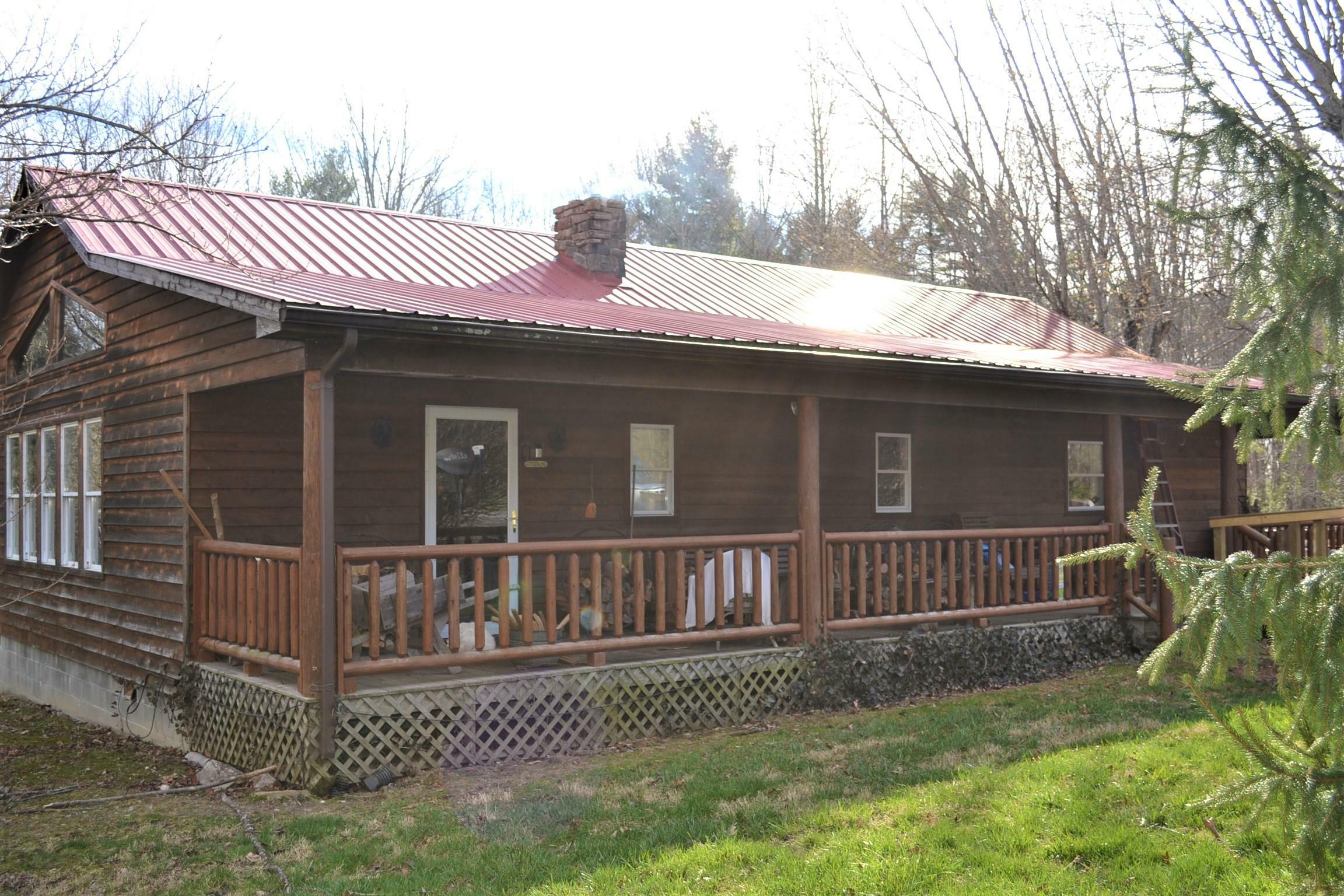 Property Photo:  3639 Hollywood Glace Rd  WV 24983 