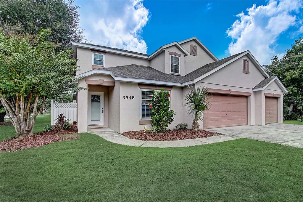 Property Photo:  3948 Cool Water Court  FL 32792 
