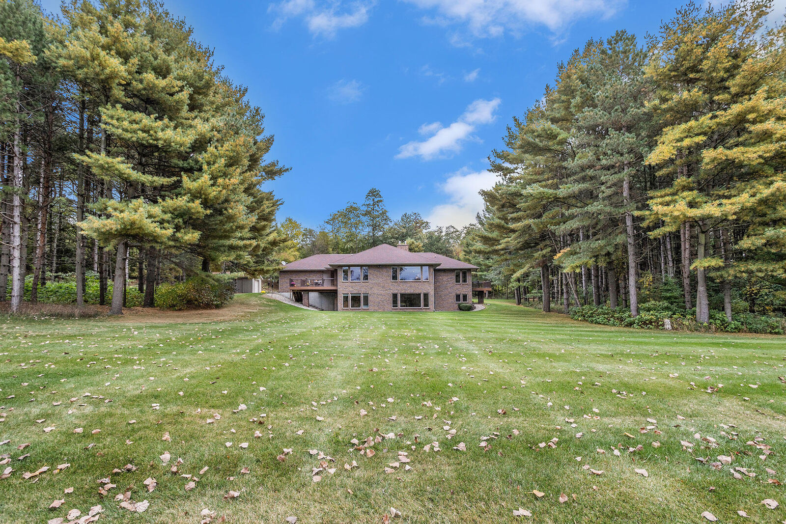 Property Photo:  48820 29 1/2 Street  MI 49079 