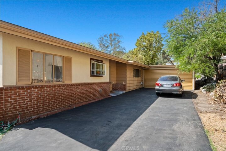 Property Photo:  349 Camillo Road  CA 91024 