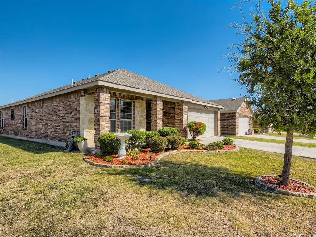 Property Photo:  149 Meadow Crest Drive  TX 75407 