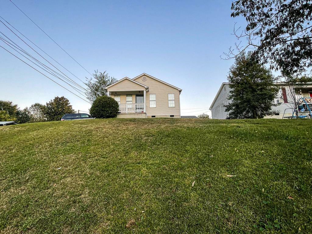 Property Photo:  504 Boundary Street  GA 30720 