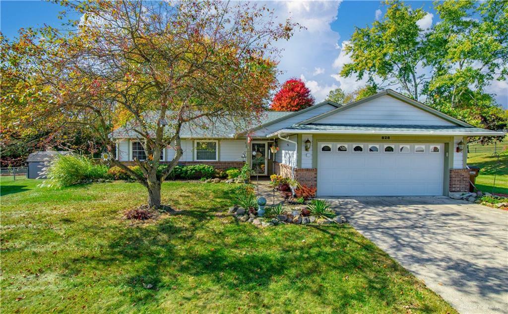Property Photo: 828 Savin Hill Court OH 45324