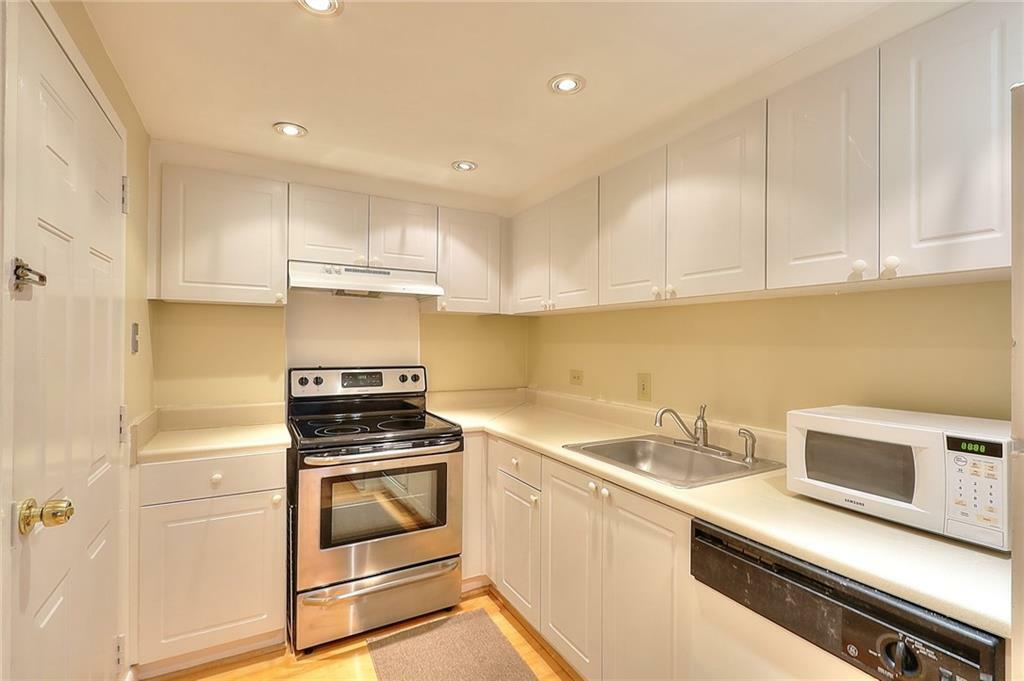 Property Photo:  1501 Clairmont Road Unit 1523  GA 30033 