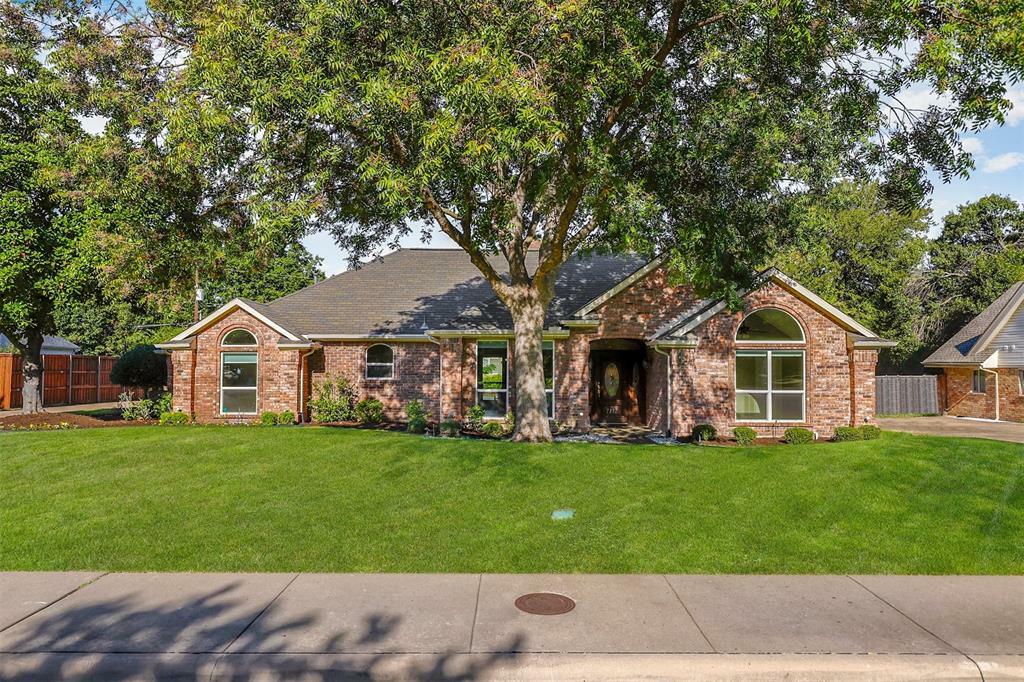 Property Photo: 7117 Schafer Street TX 75252