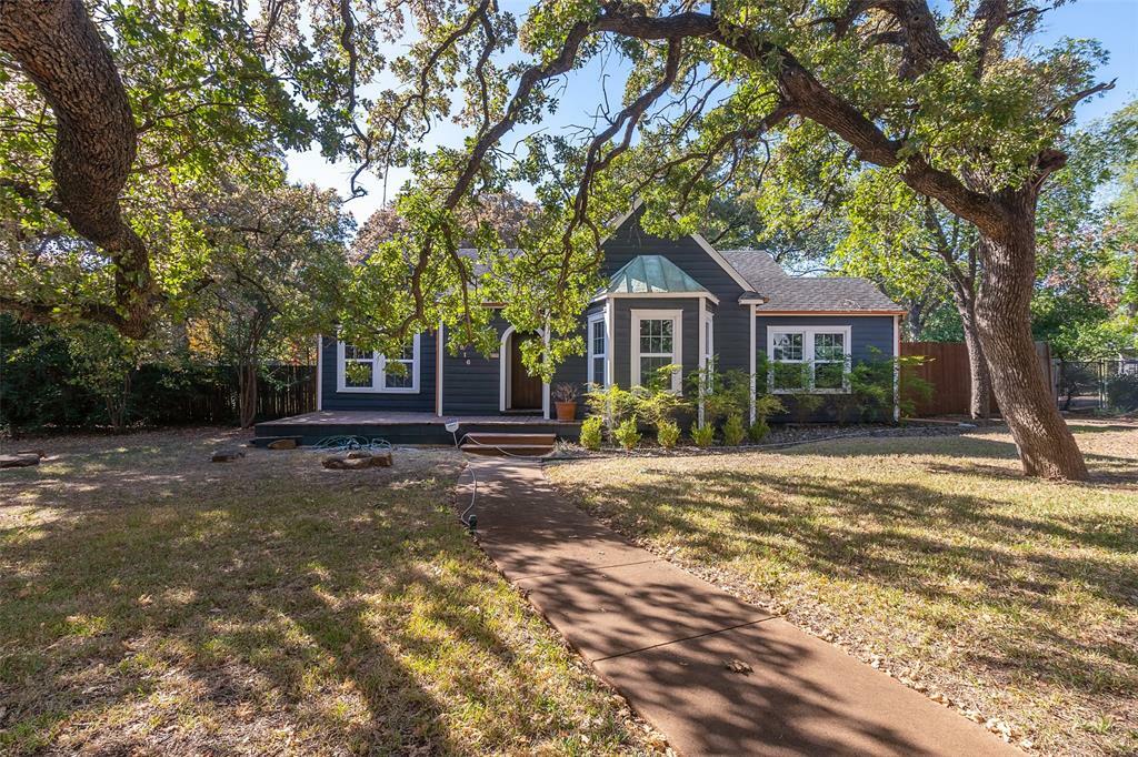 Property Photo:  4916 Meadowbrook Drive  TX 76103 