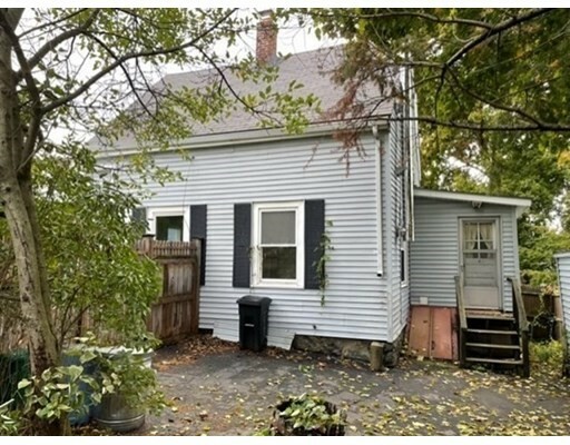 Property Photo:  9 Lancaster Rd  MA 02476 