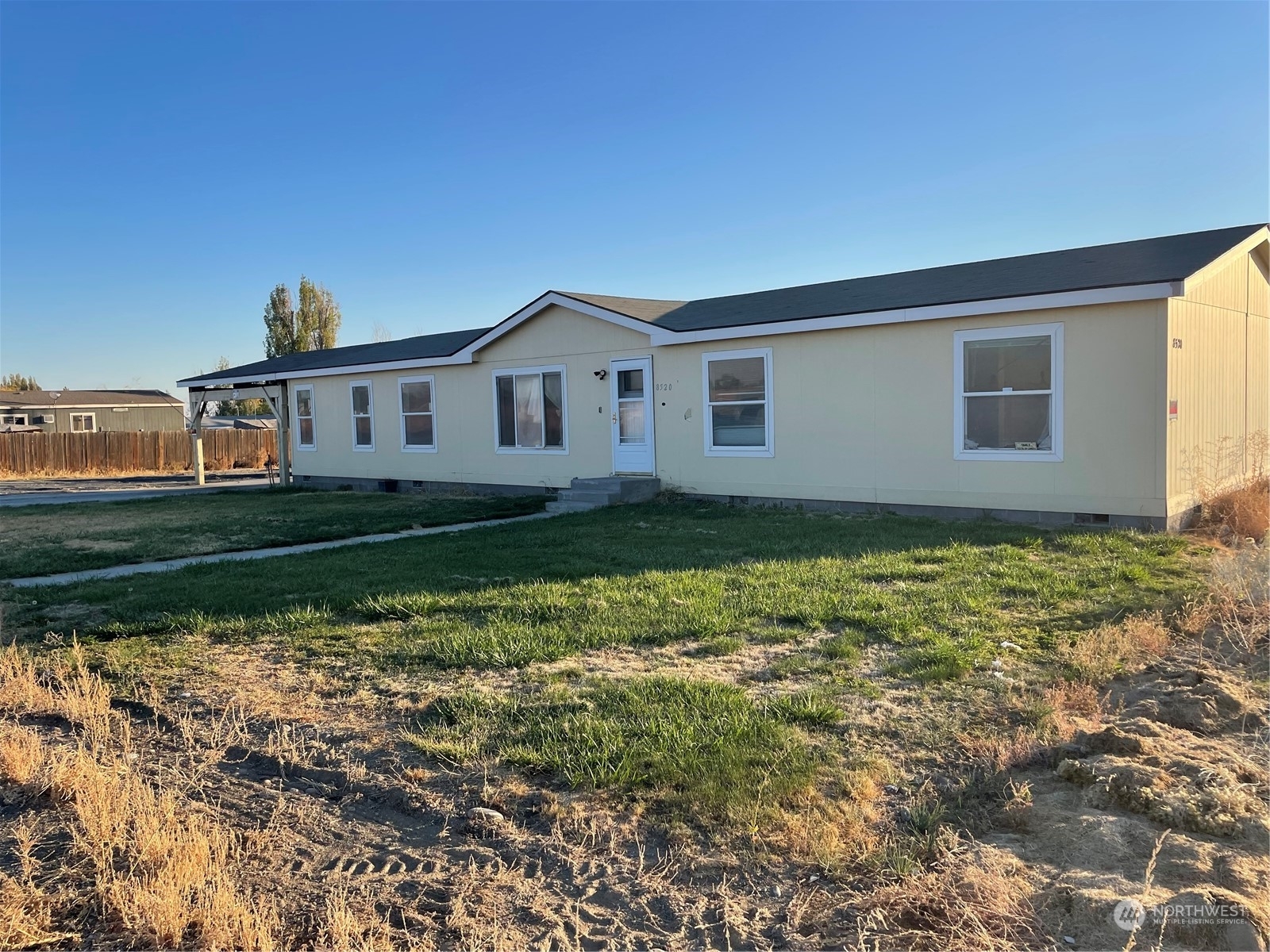 Property Photo: 8520 NE Arlene Road WA 98837