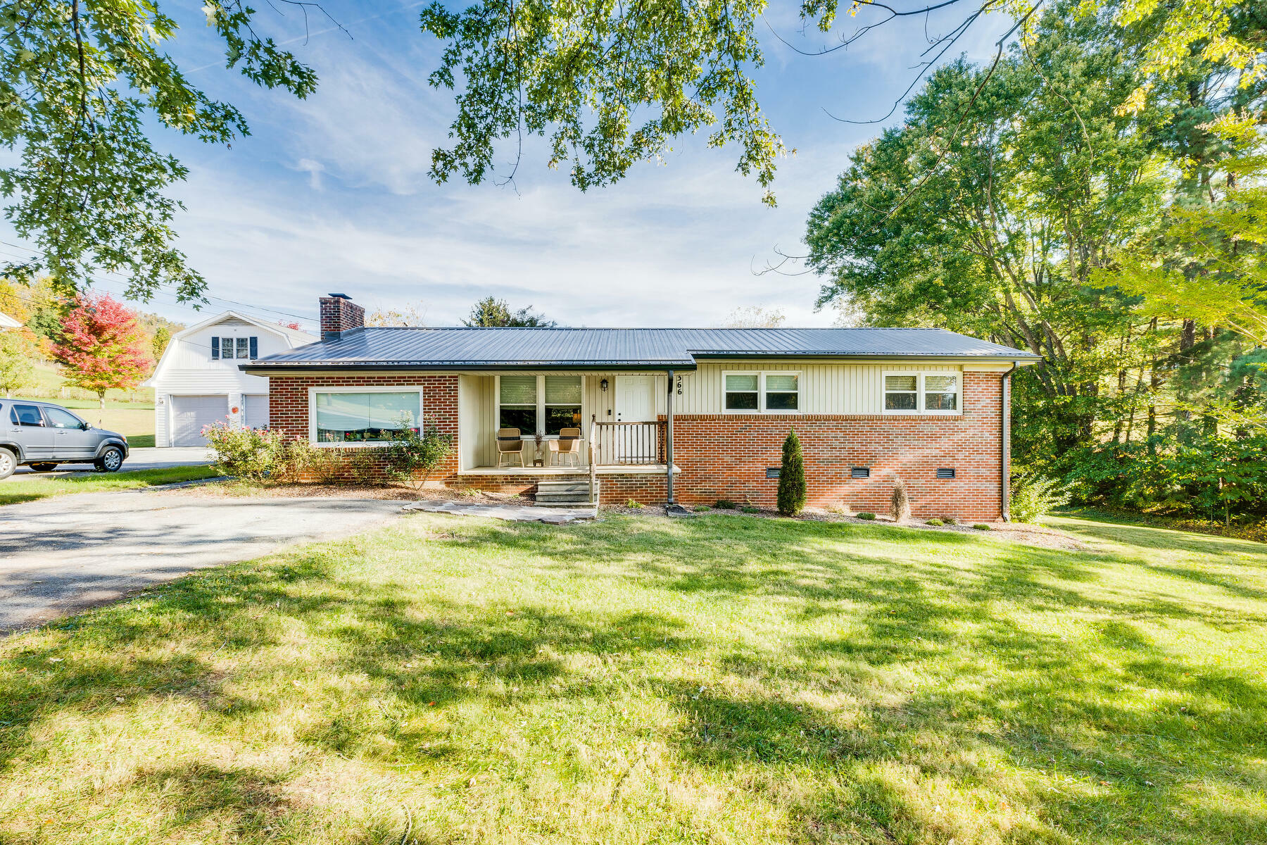 Property Photo:  366 Piercy Street  TN 37617 