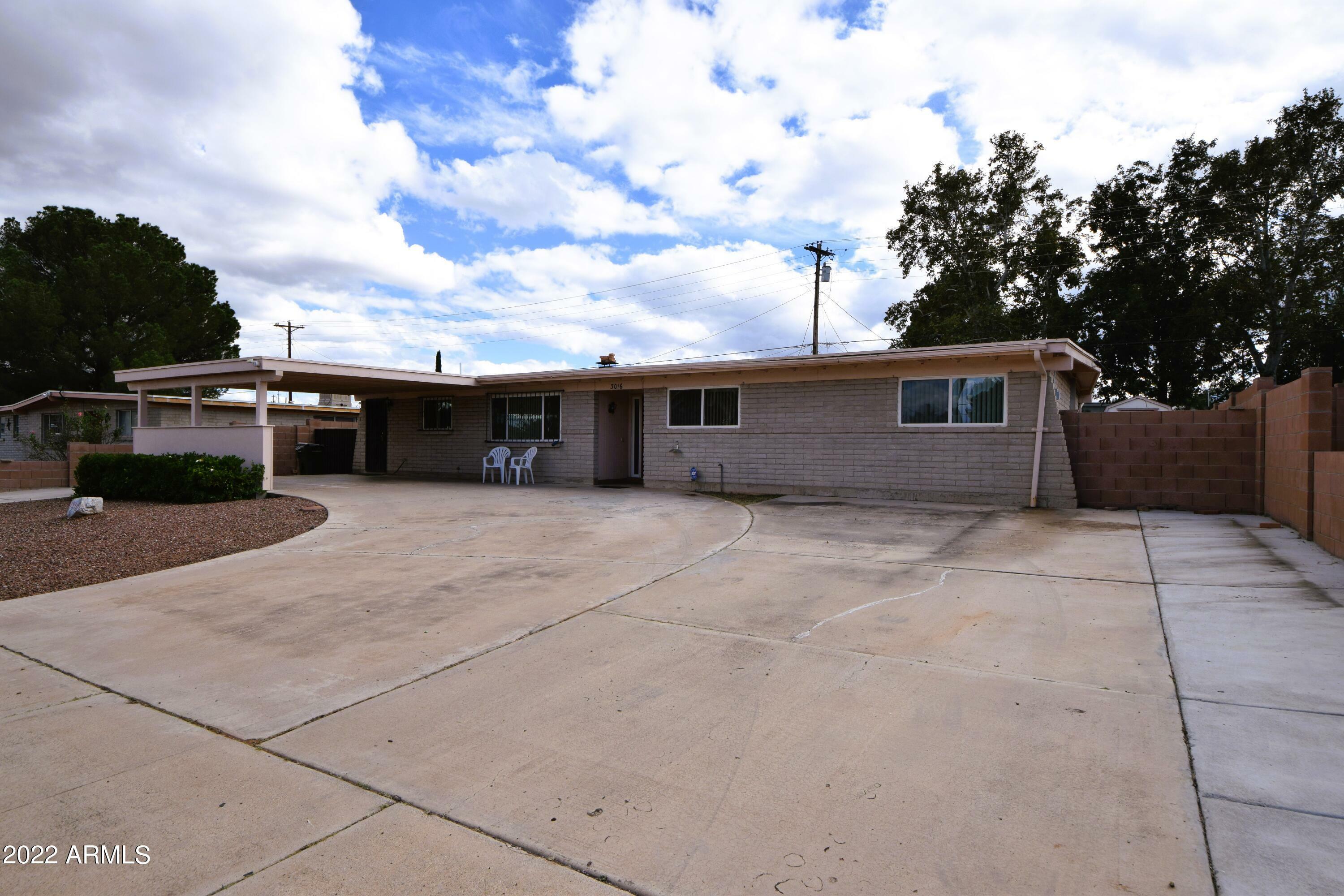 Property Photo:  3016 Dove Drive  AZ 85635 