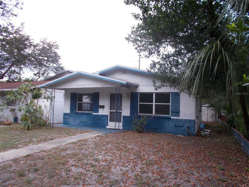 Property Photo: 5643 Dartmouth Avenue N FL 33710