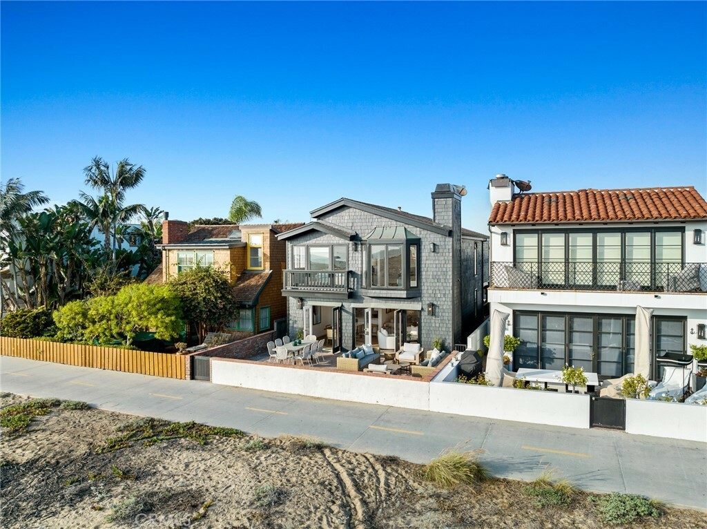 Property Photo: 1209 E Balboa Boulevard CA 92661