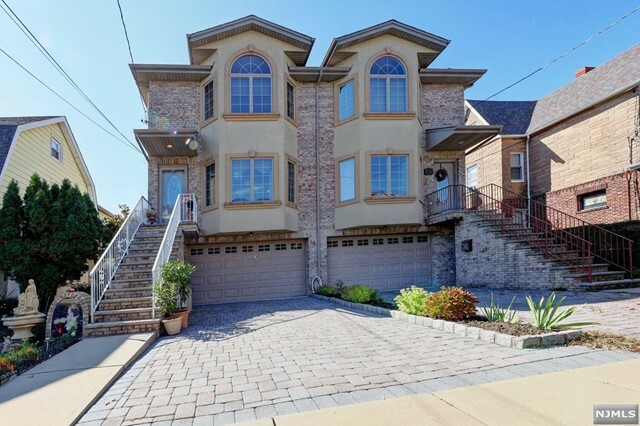 98 Lincoln Avenue  Cliffside Park NJ 07010 photo