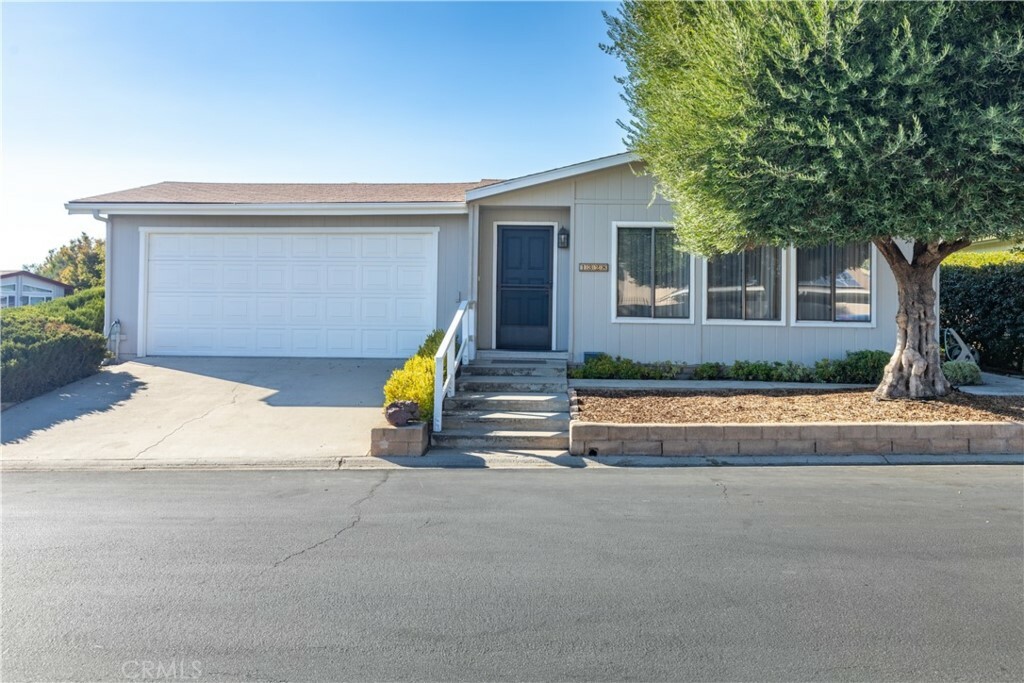 Property Photo:  1328 Teal Avenue  CA 93446 