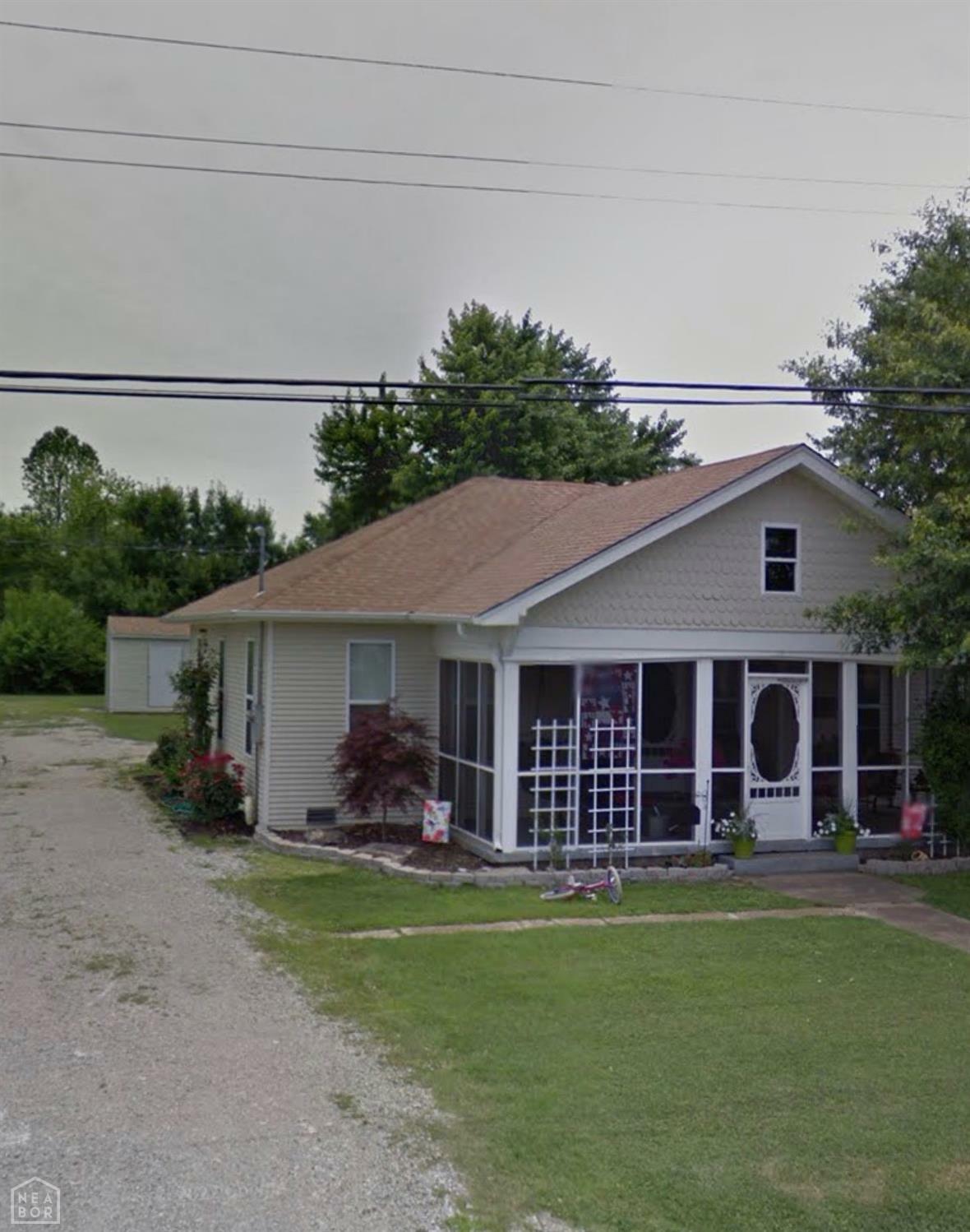 Property Photo:  601 SE 2nd Street  AR 72433 