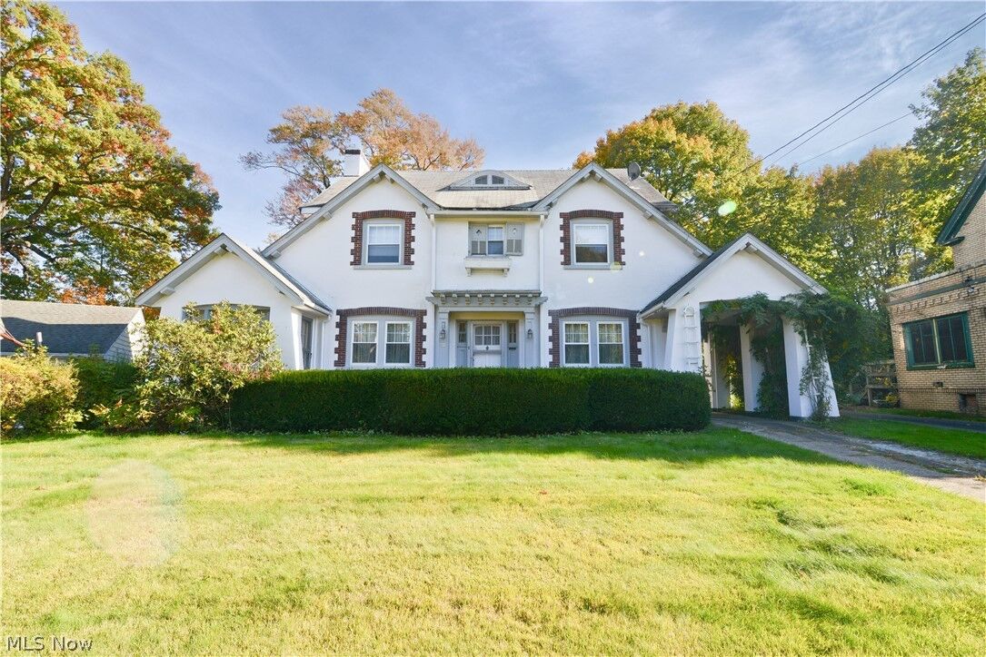 Property Photo:  377 Catalina Avenue  OH 44504 