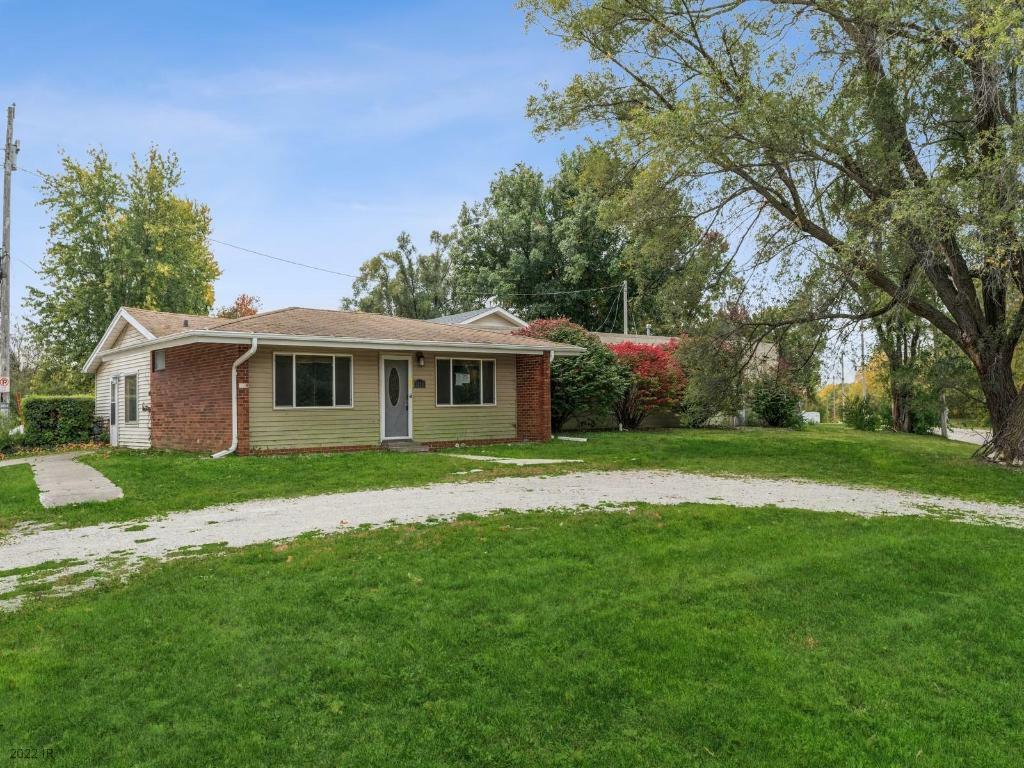 Property Photo:  1203 Monroe Drive  IA 50208 