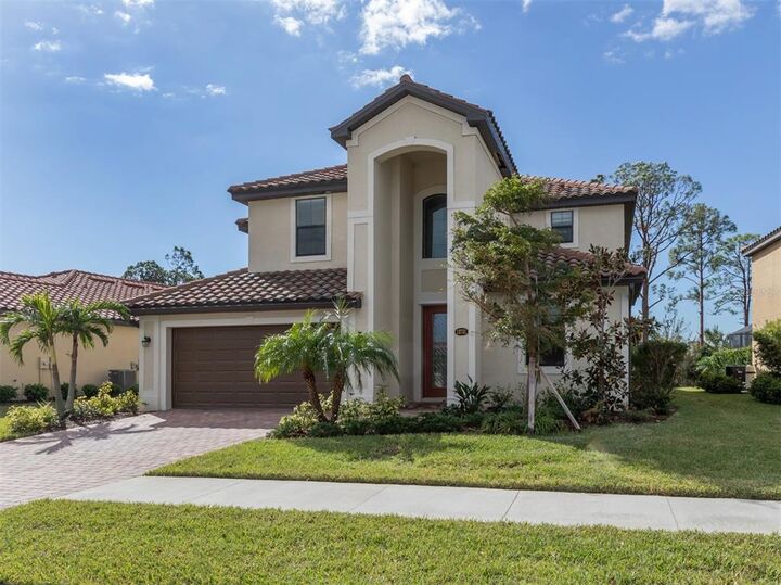 Property Photo:  12731 Cinqueterre Drive  FL 34293 