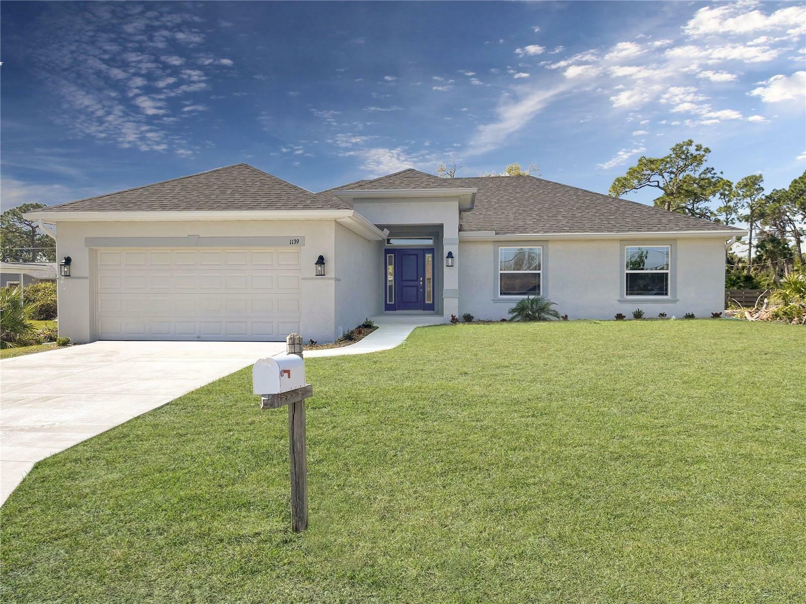 Property Photo:  1139 Euclid Road  FL 34293 