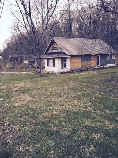 Property Photo:  3006 Roberts Drive  KY 41102 