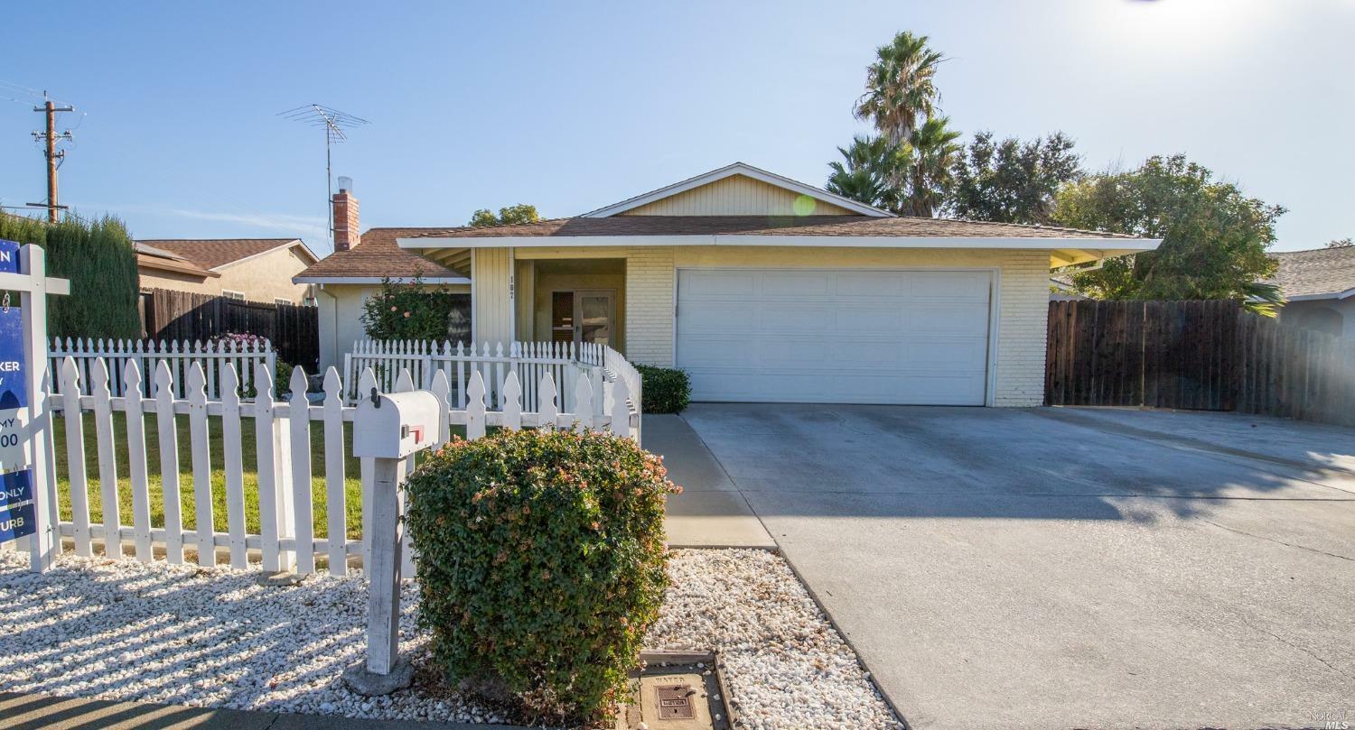 Property Photo:  107 Edwin Drive  CA 95687 