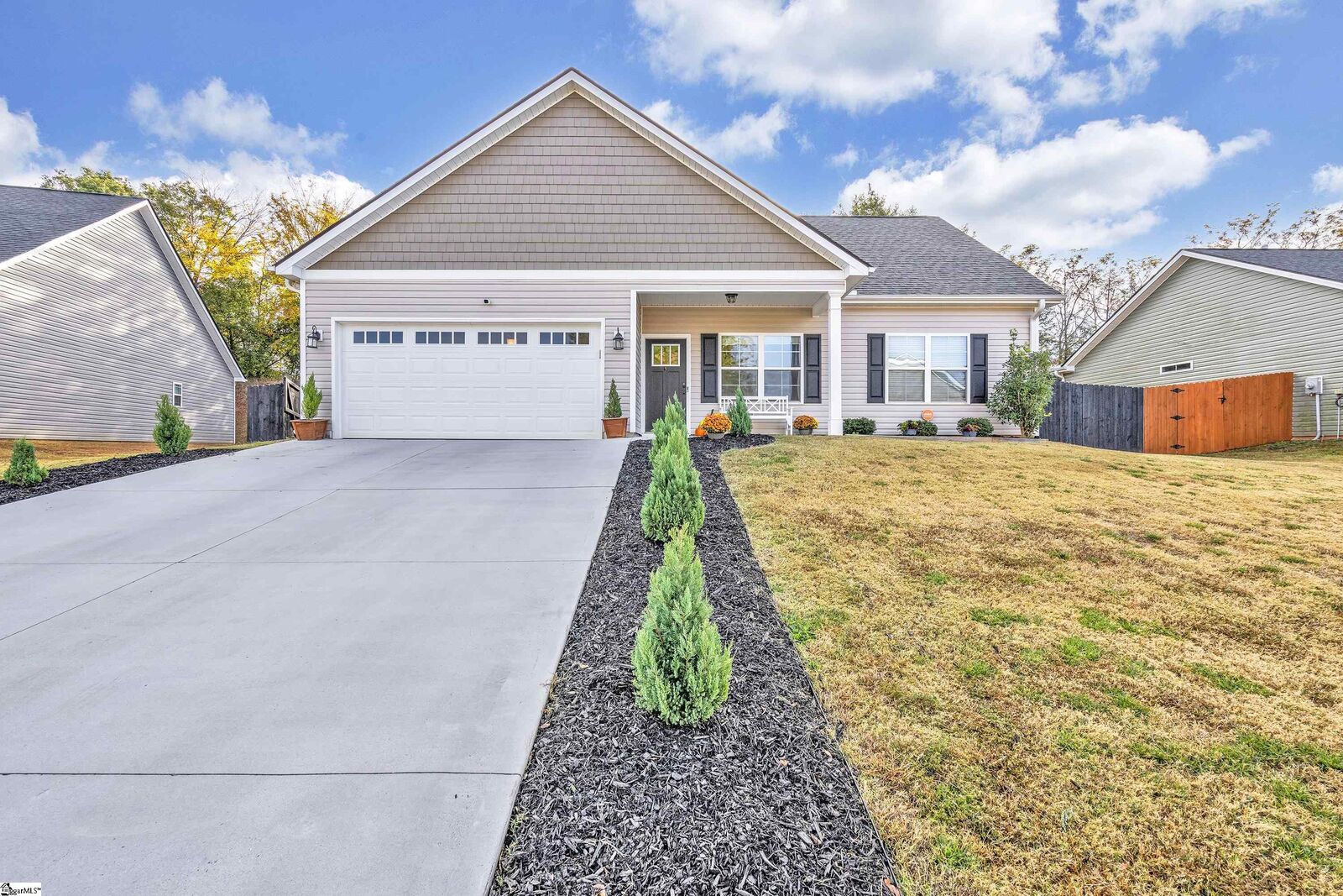 Property Photo: 206 Ashwood Lane SC 29625
