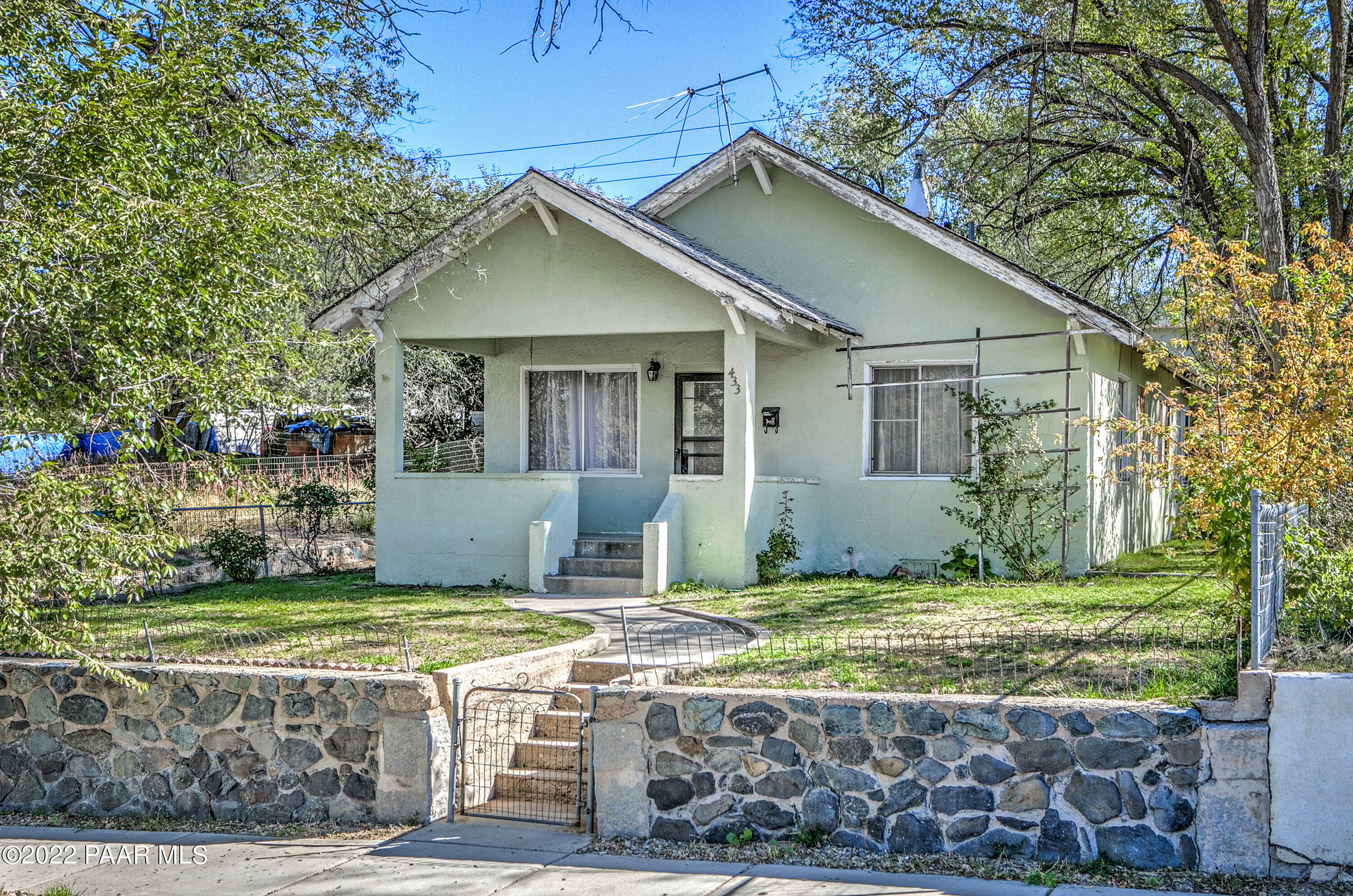 Property Photo:  433 S Cortez Street  AZ 86303 