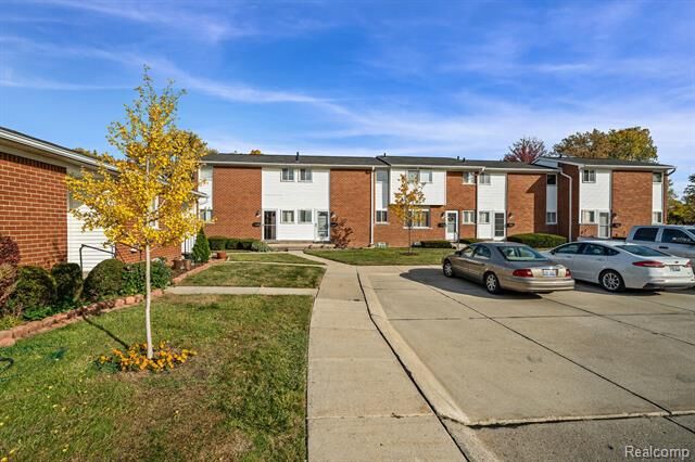 Property Photo:  8767 Sterling  MI 48015 